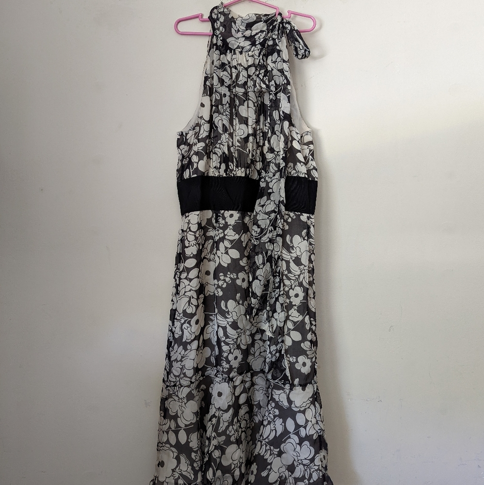 Side neck bow floral dress